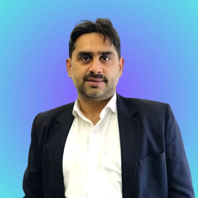 Portrait of Irfan Haider, IT Manager at HST